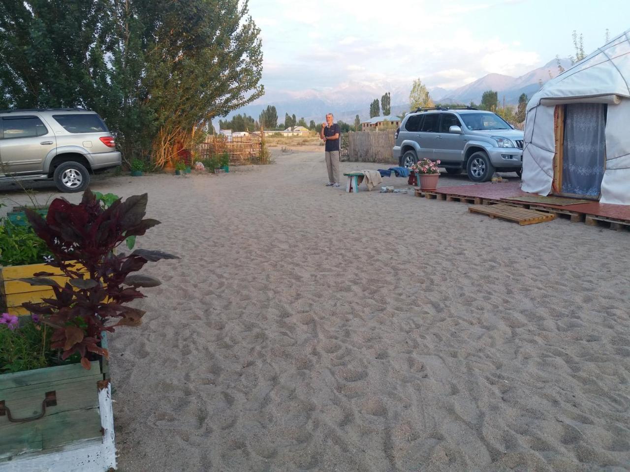 מלון Yurt Camp Tosor מראה חיצוני תמונה